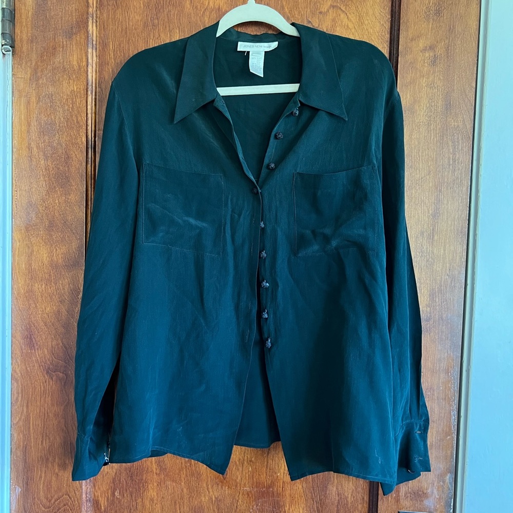 Jones New York 100% silk button down top